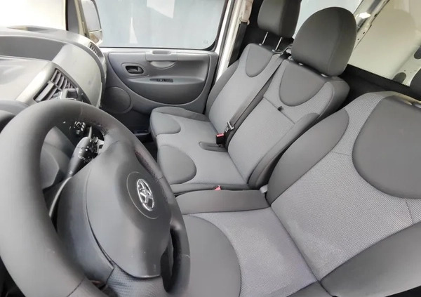 Toyota ProAce cena 48900 przebieg: 114400, rok produkcji 2015 z Sochaczew małe 211